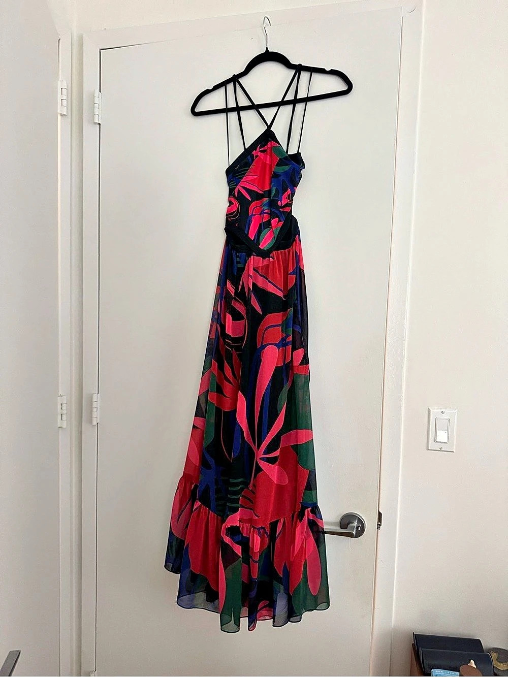 PatBO Abstract Floral Beach Dress in Black & Red Like New
